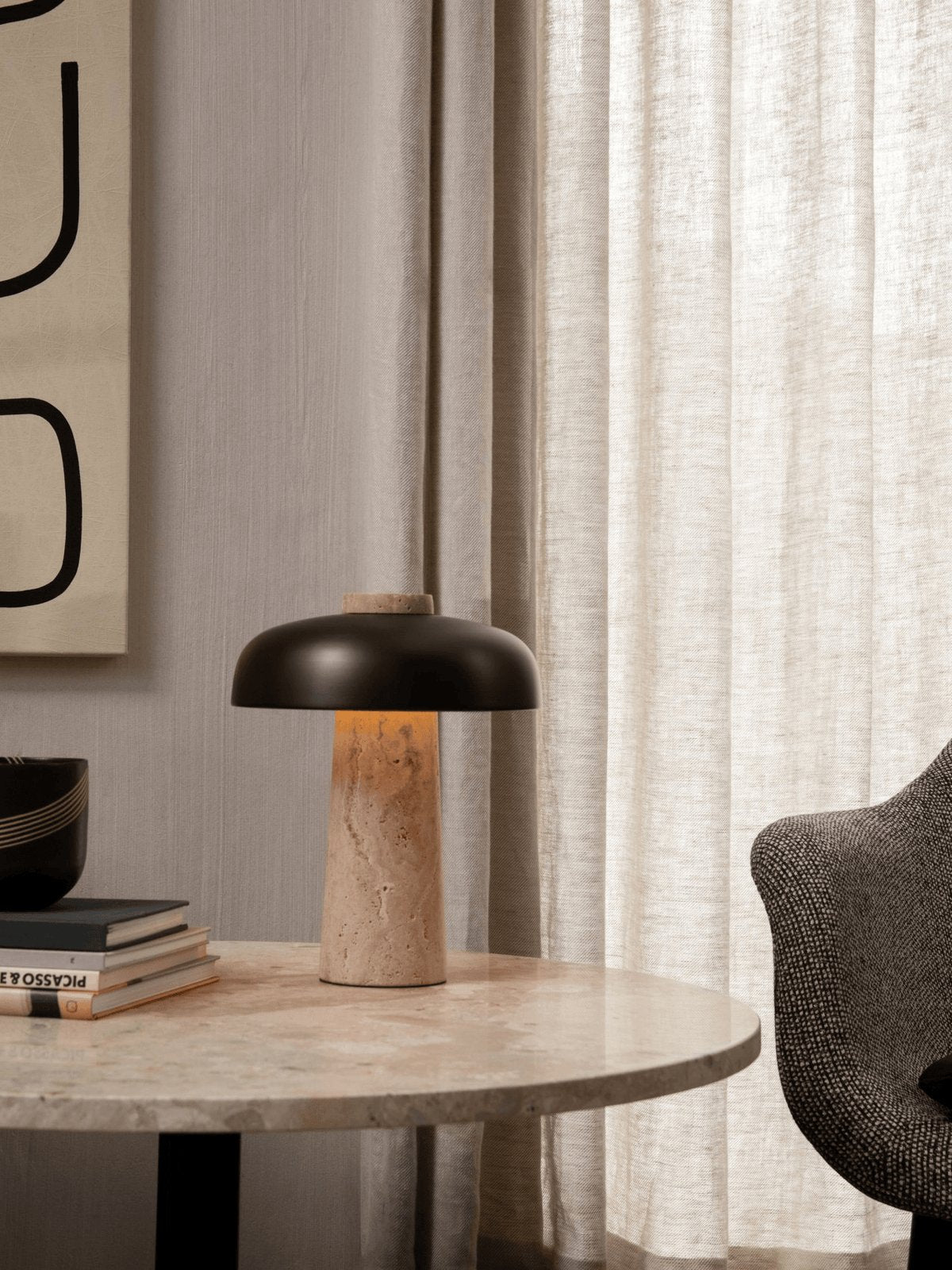 Tavivira lámpara de mesa con forma de seta en travertino
