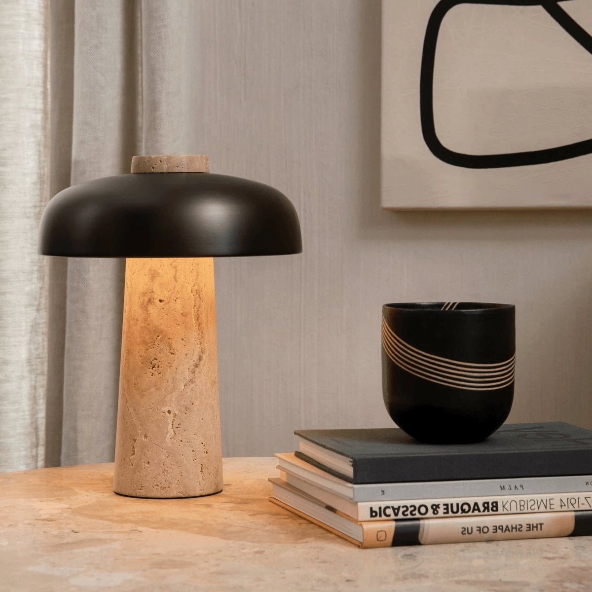 Tavivira lámpara de mesa con forma de seta en travertino