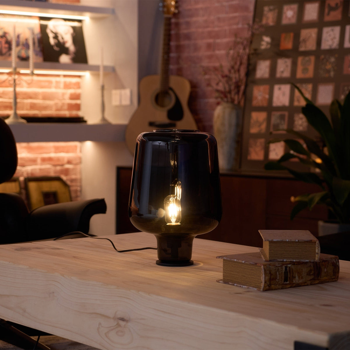 Eanlari lámpara de mesa contemporánea de vidrio