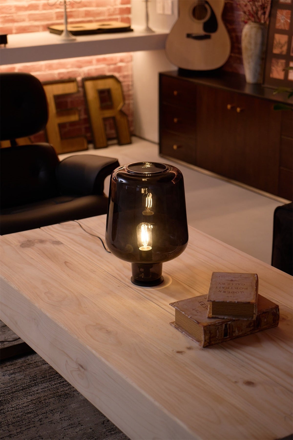Eanlari lámpara de mesa contemporánea de vidrio
