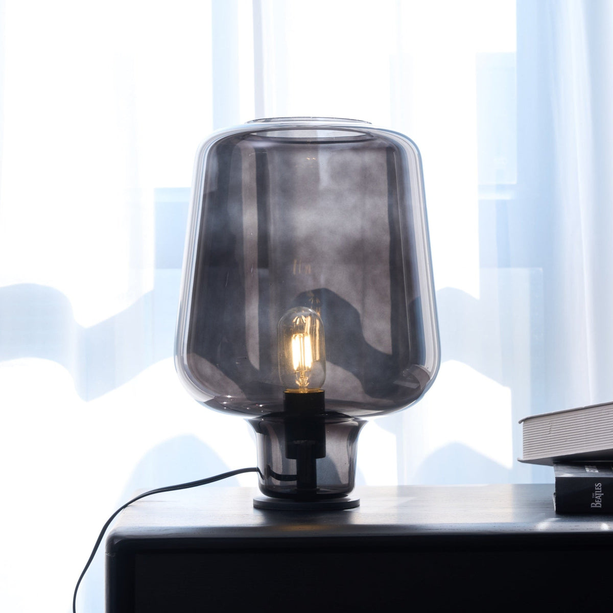 Eanlari lámpara de mesa contemporánea de vidrio