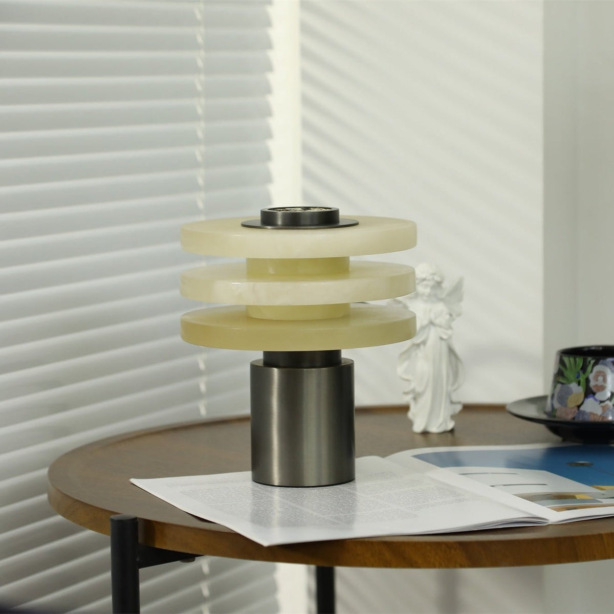 Pryt lámpara de mesa Obelisk en alabastro
