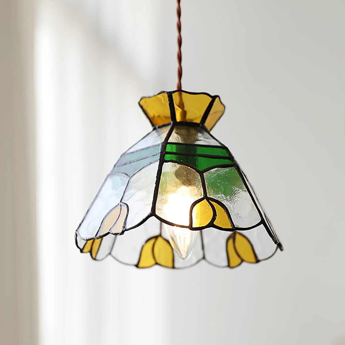 Coriva lámpara colgante de vidrio teñido estilo mid-century