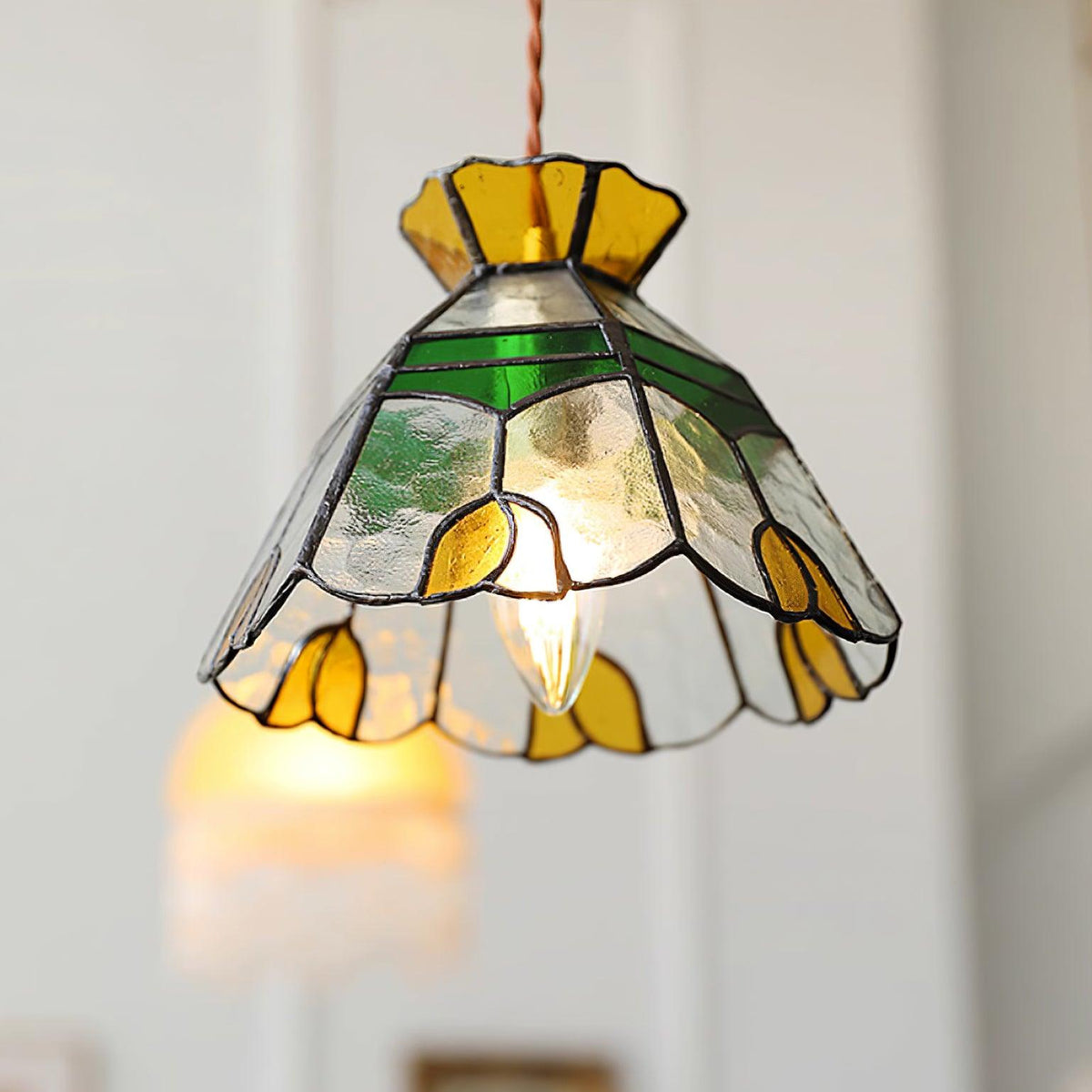 Coriva lámpara colgante de vidrio teñido estilo mid-century