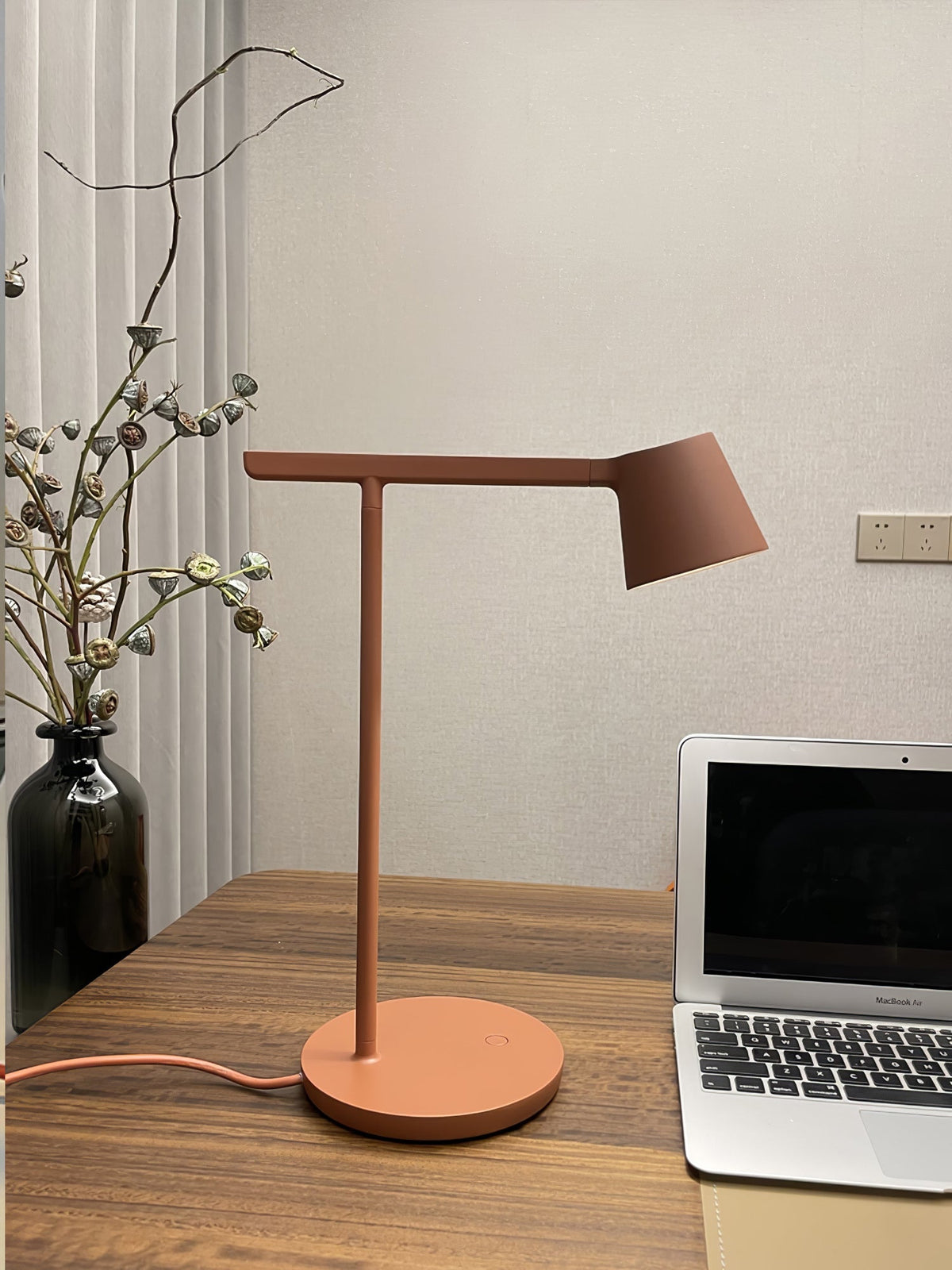 Caelthorne lámpara de mesa Core