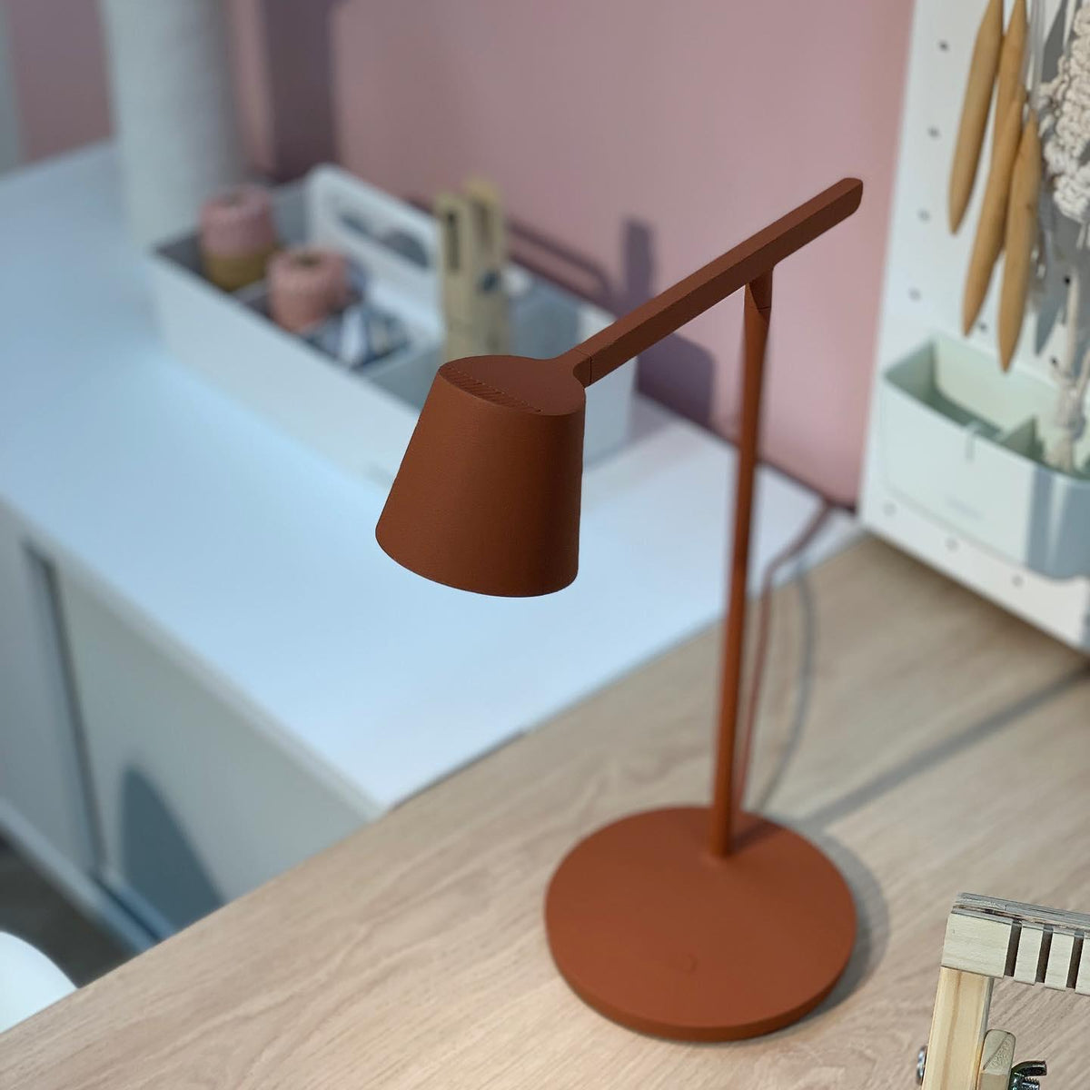 Caelthorne lámpara de mesa Core