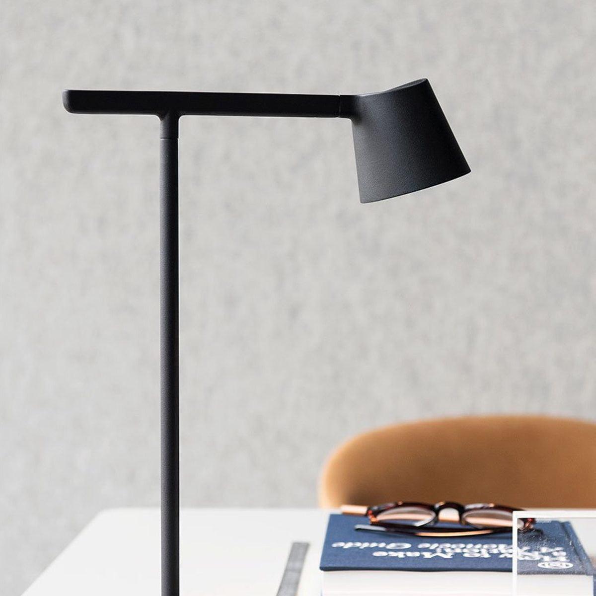 Caelthorne lámpara de mesa Core