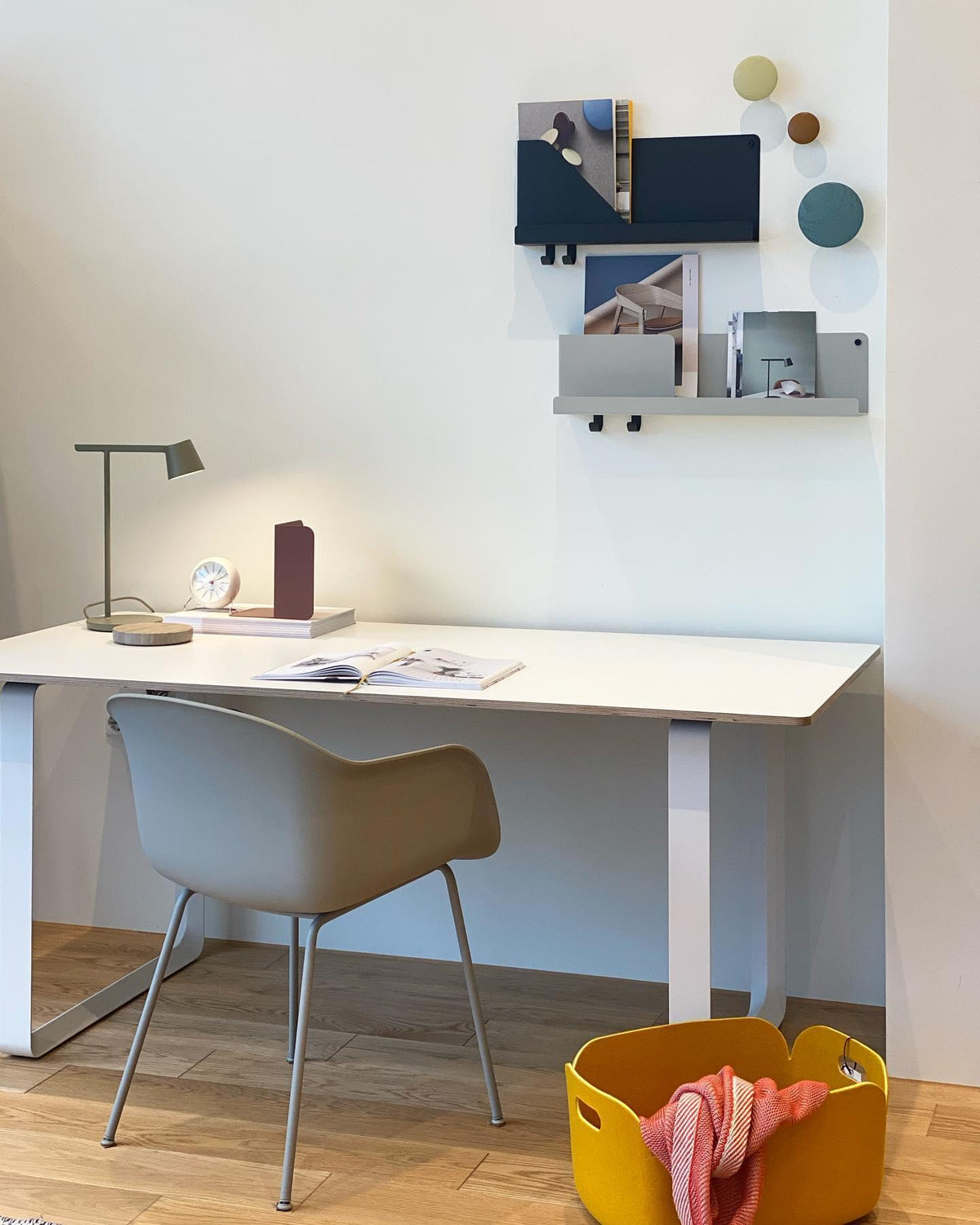Caelthorne lámpara de mesa Core