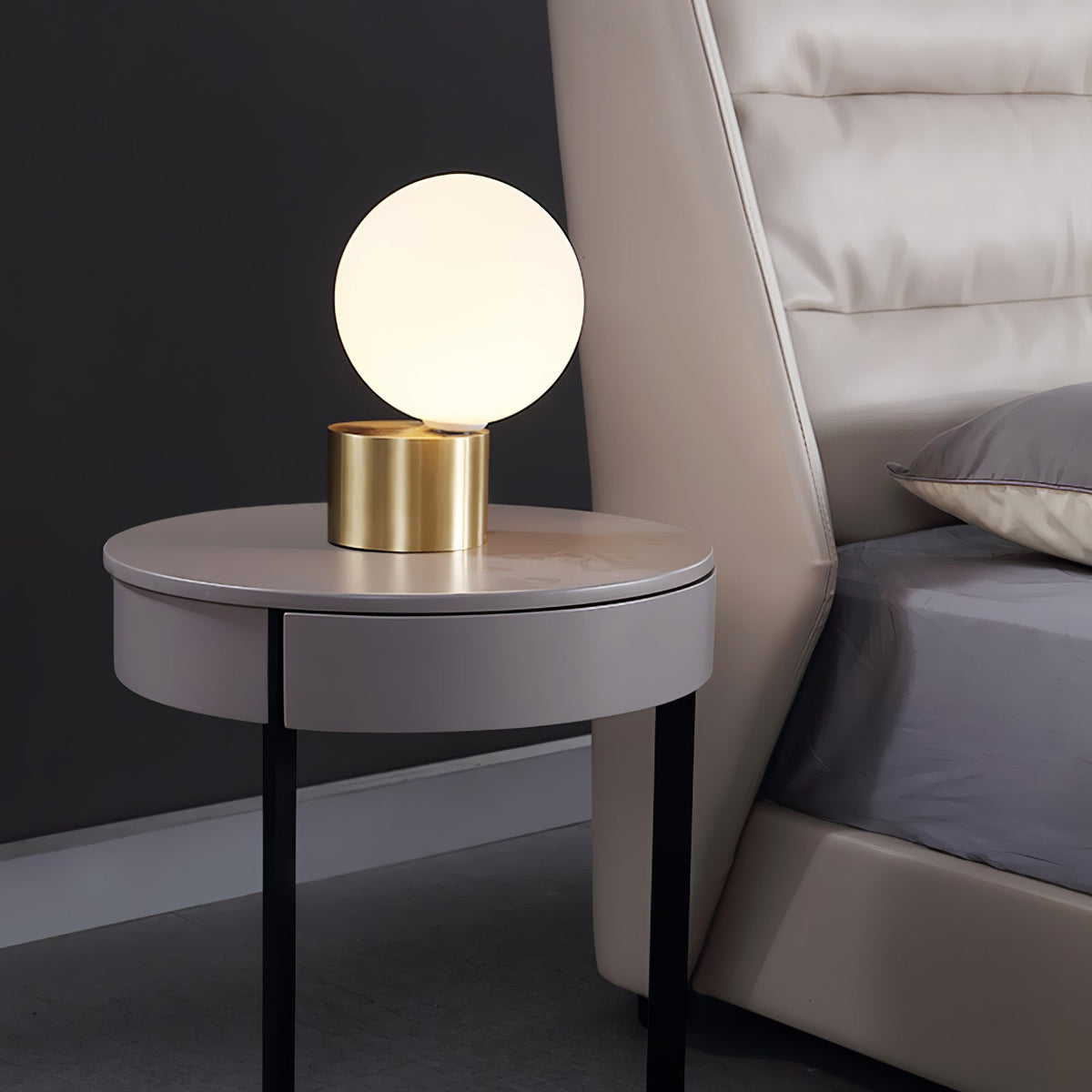 Eiraella lámpara de mesa de vidrio industrial
