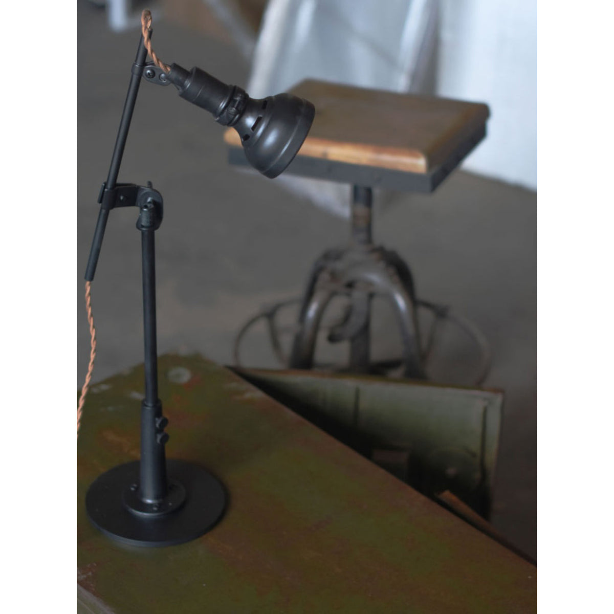 Rivuina lámpara de mesa