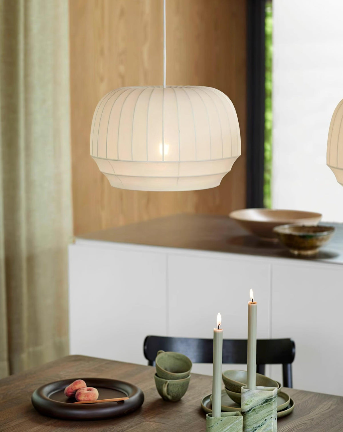 Taro lámpara colgante de tela blanca moderna minimalista con líneas verticales