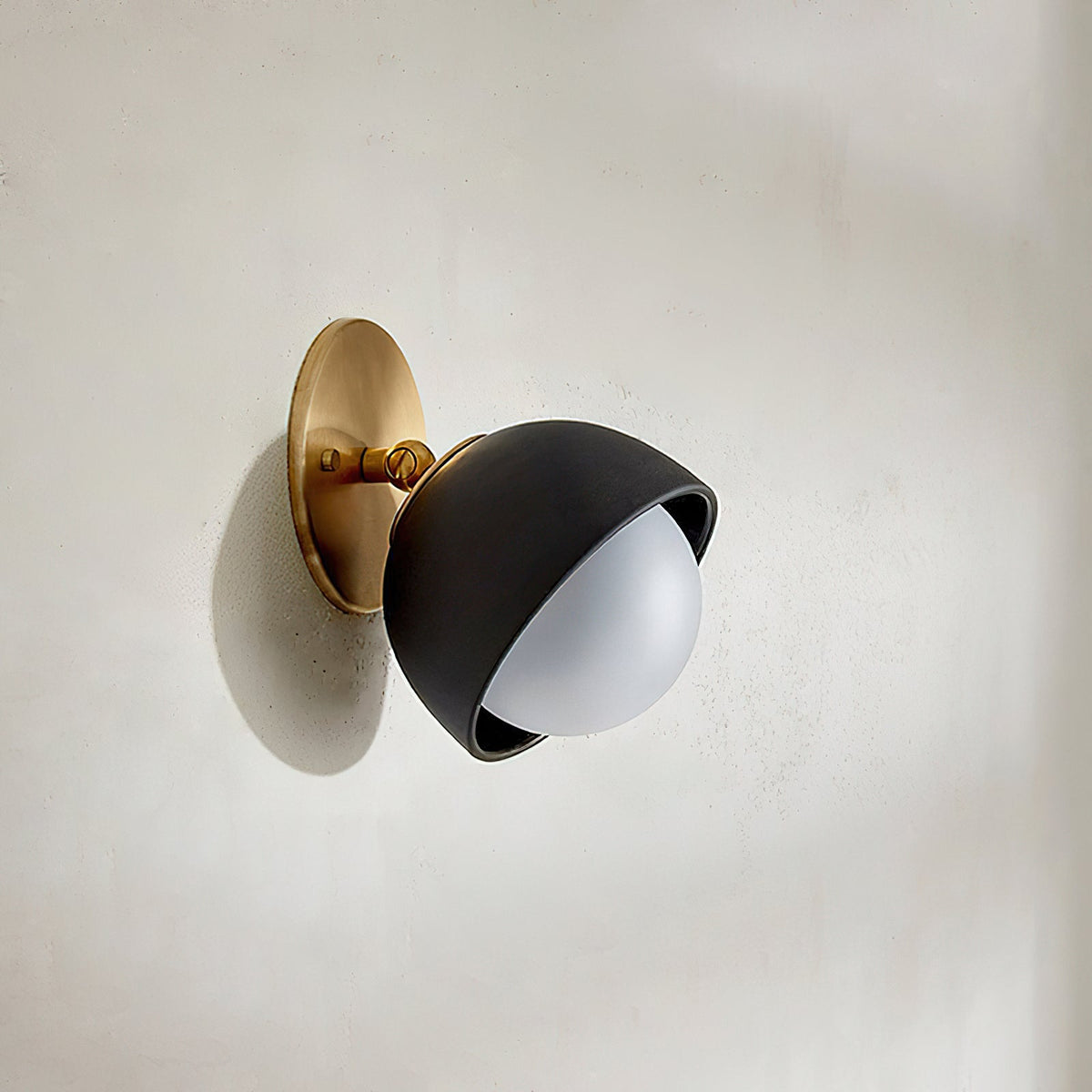 Lia aplique de pared en travertino