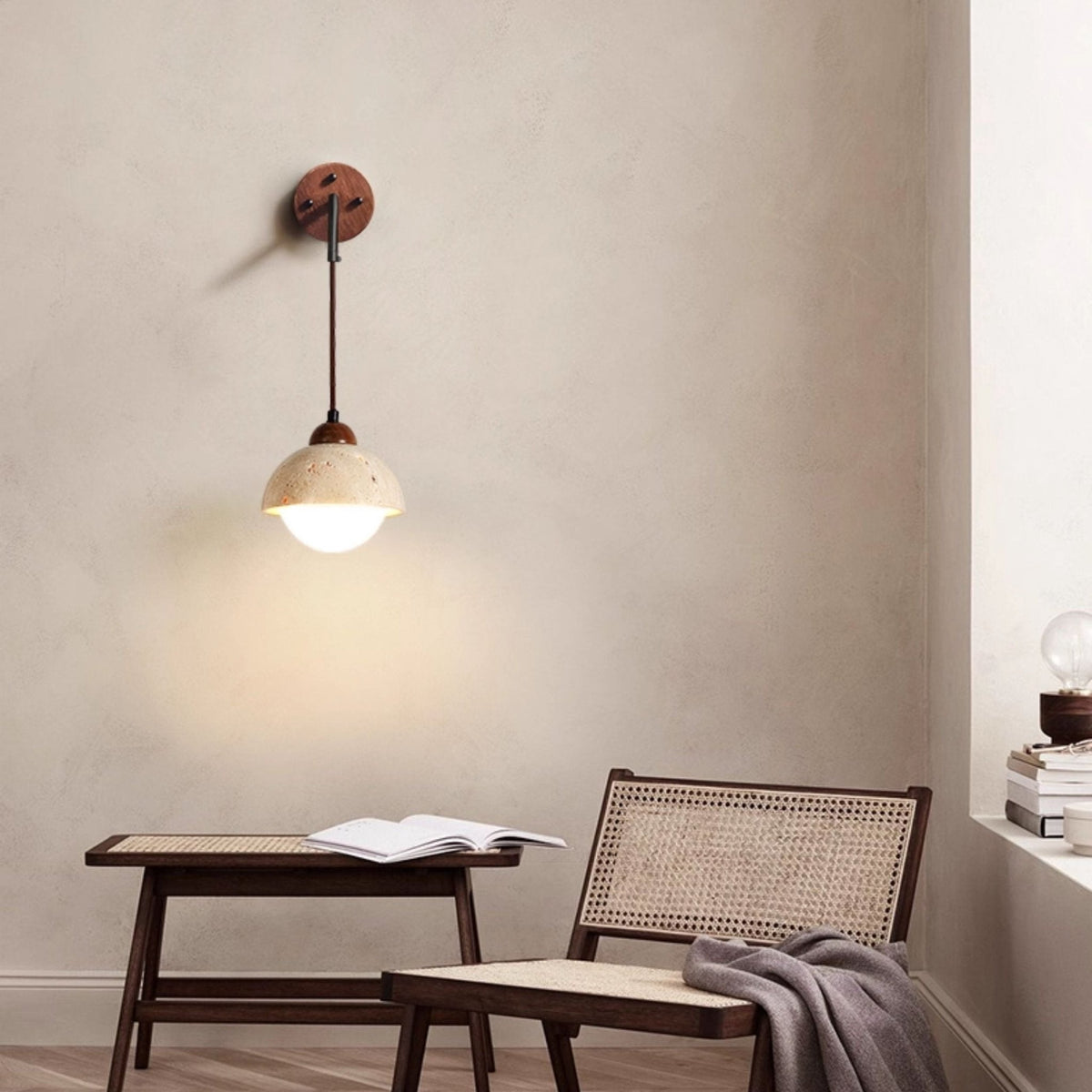 Aplique de pared de travertino Swing Arm