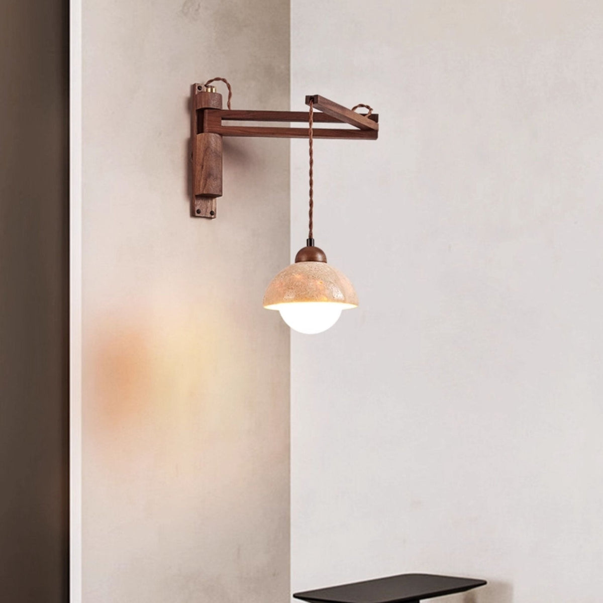 Aplique de pared de travertino Swing Arm