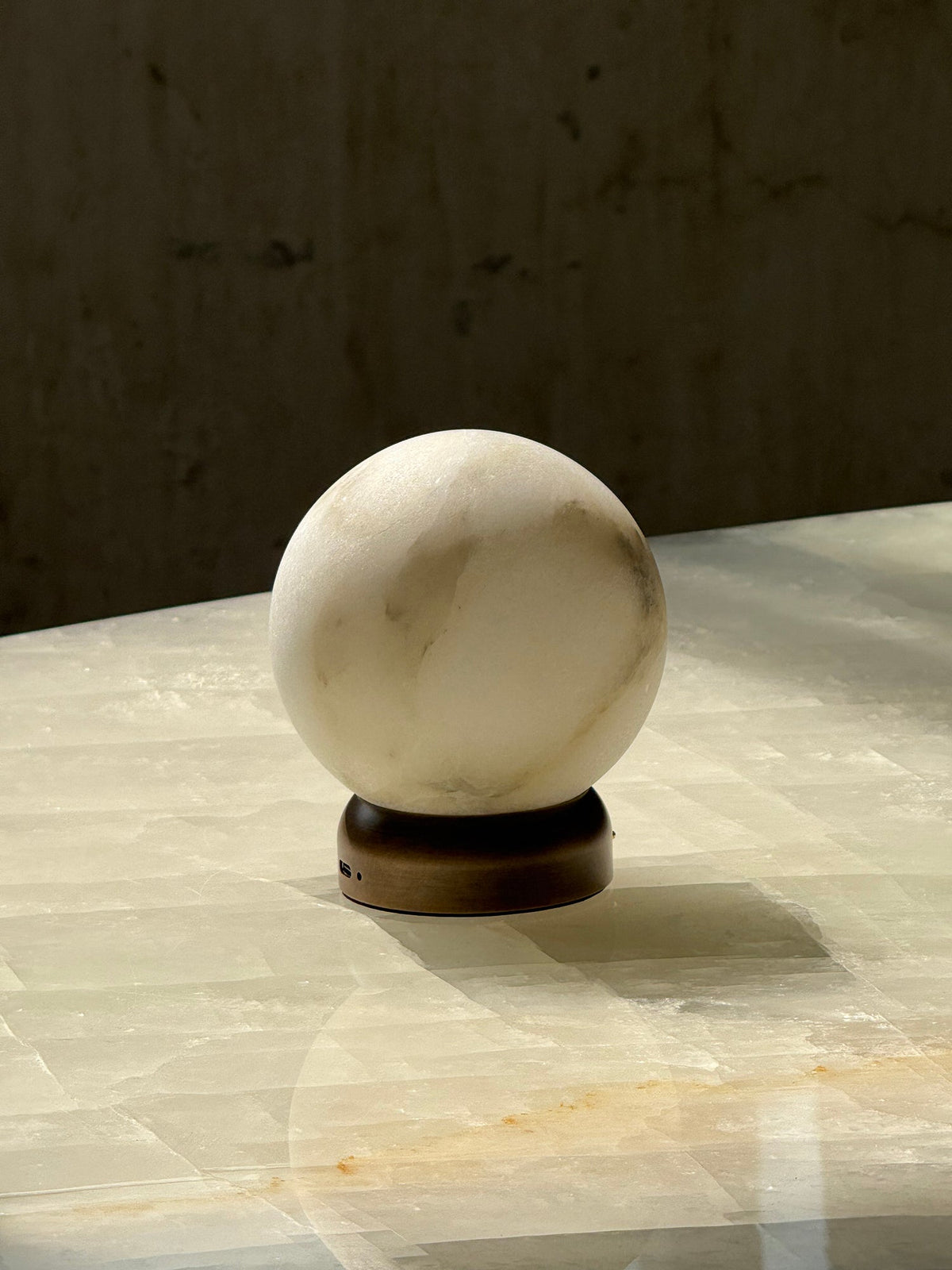 Trevi lámpara de mesa Orb portátil (recargable)