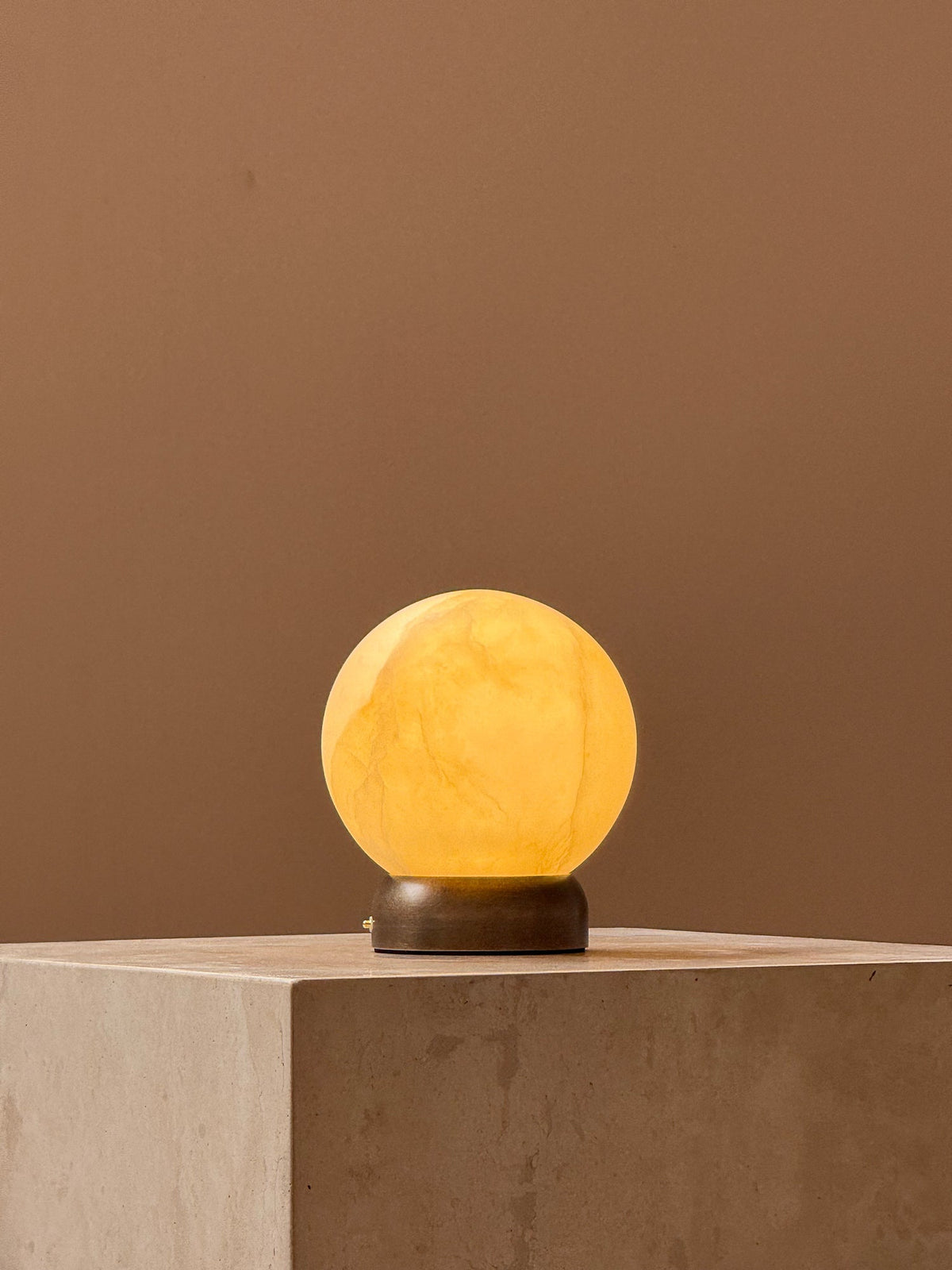 Trevi lámpara de mesa Orb portátil (recargable)