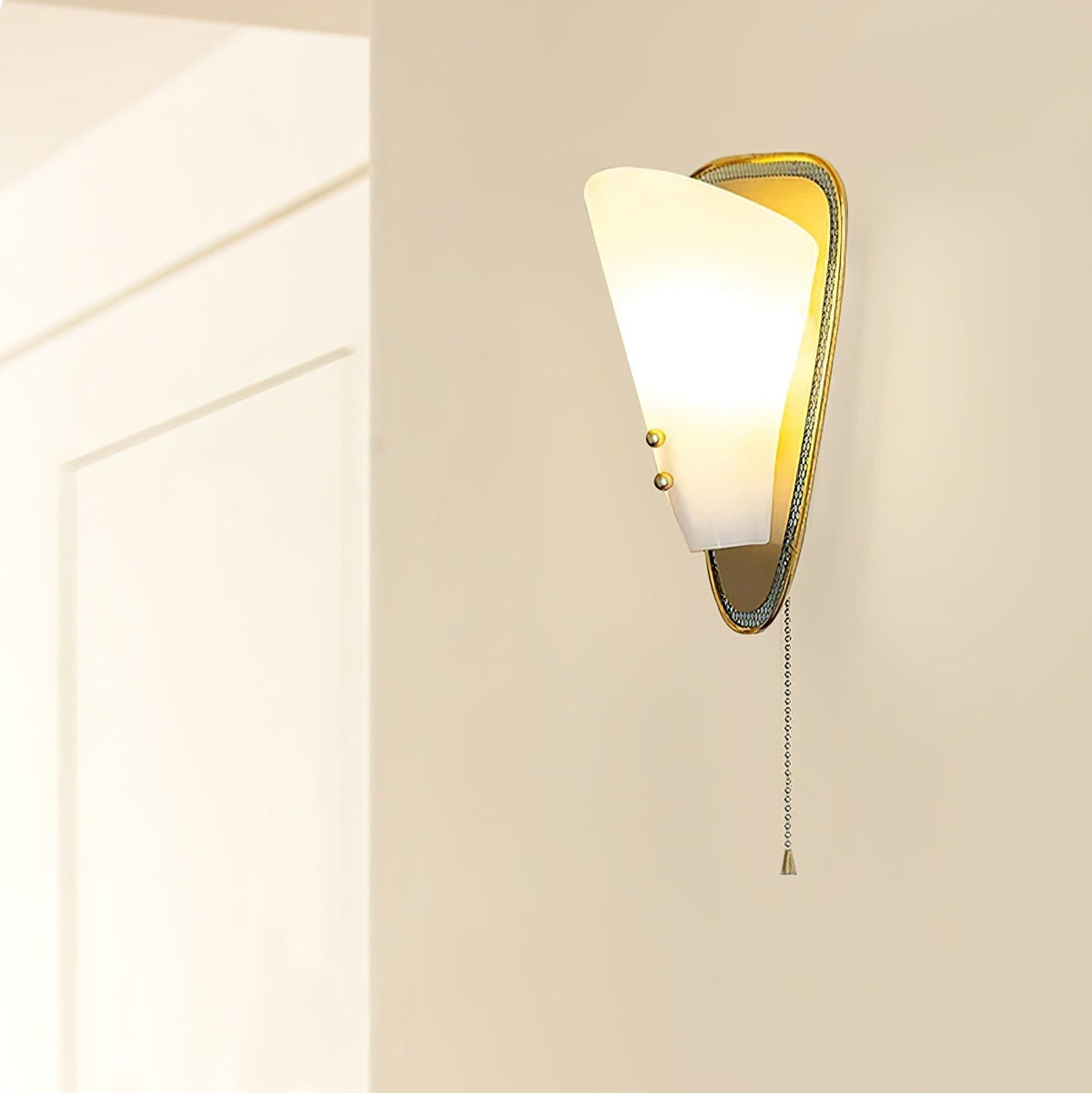 Auremont aplique de pared triangular