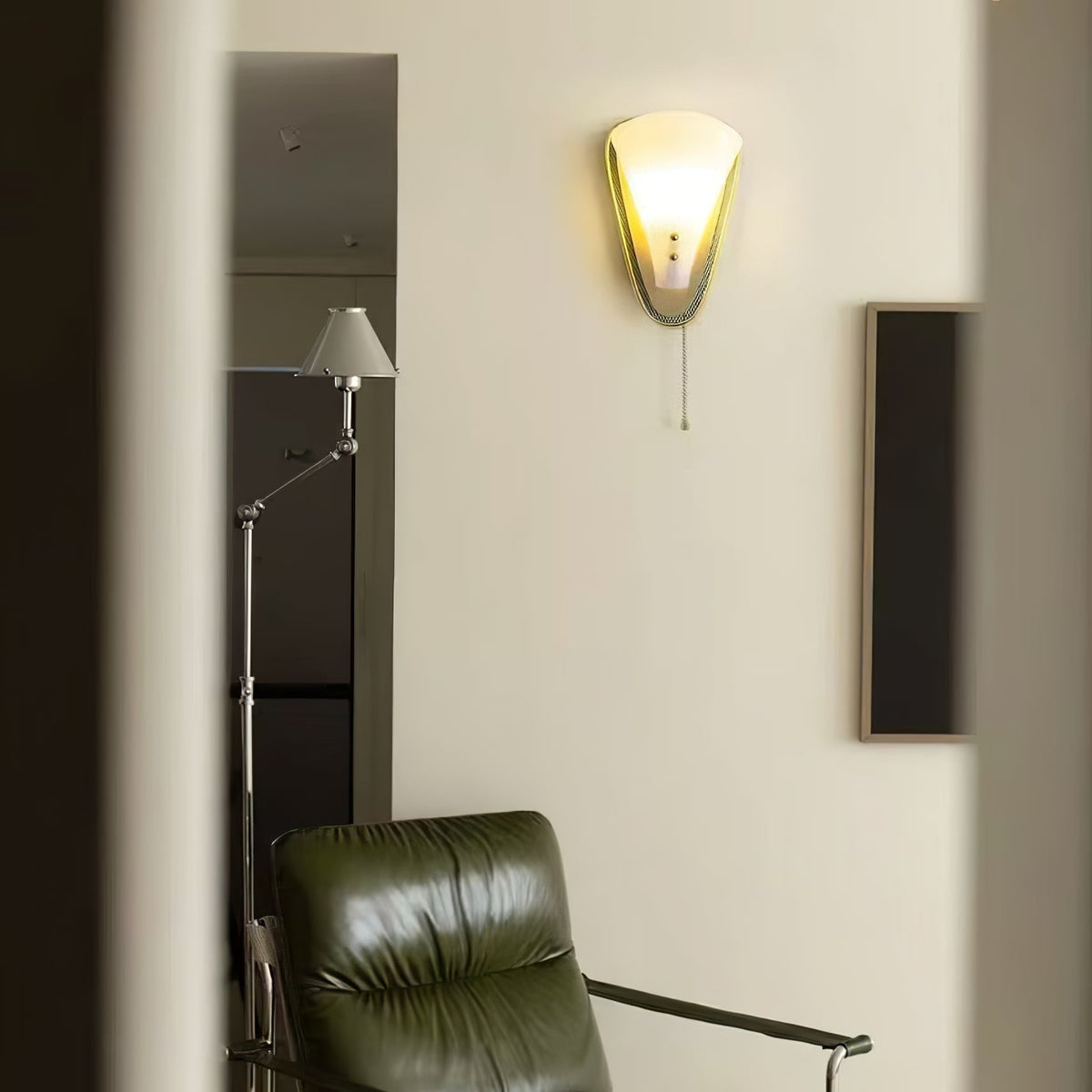 Auremont aplique de pared triangular