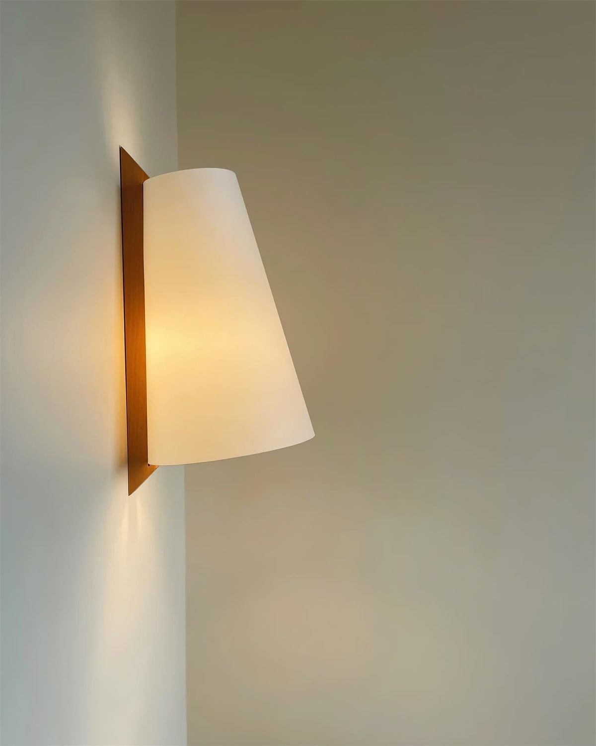 Calirette aplique de pared
