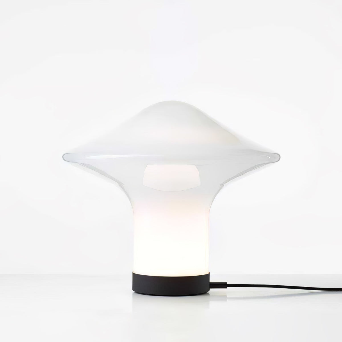 Taura lámpara de mesa contemporánea