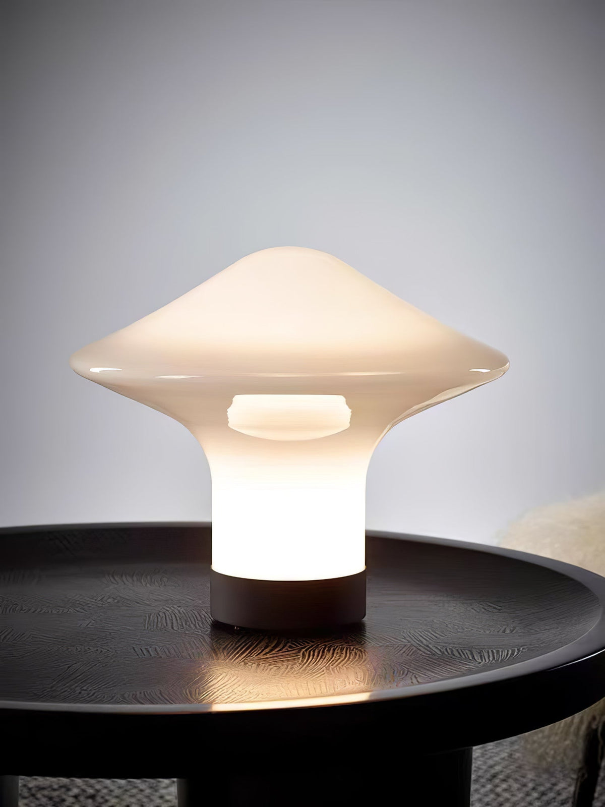 Taura lámpara de mesa contemporánea