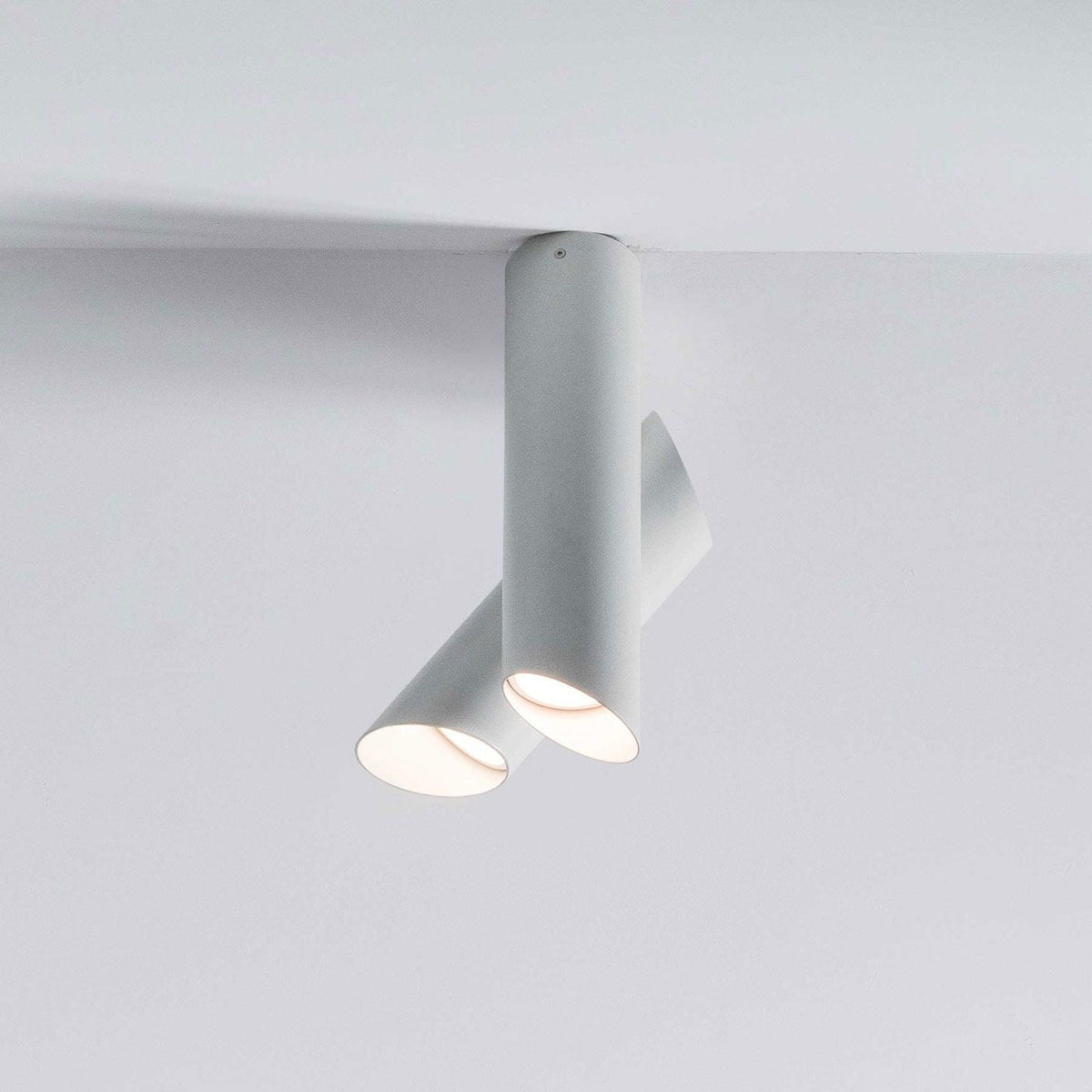 Teu lámpara de techo moderna minimalista tubular