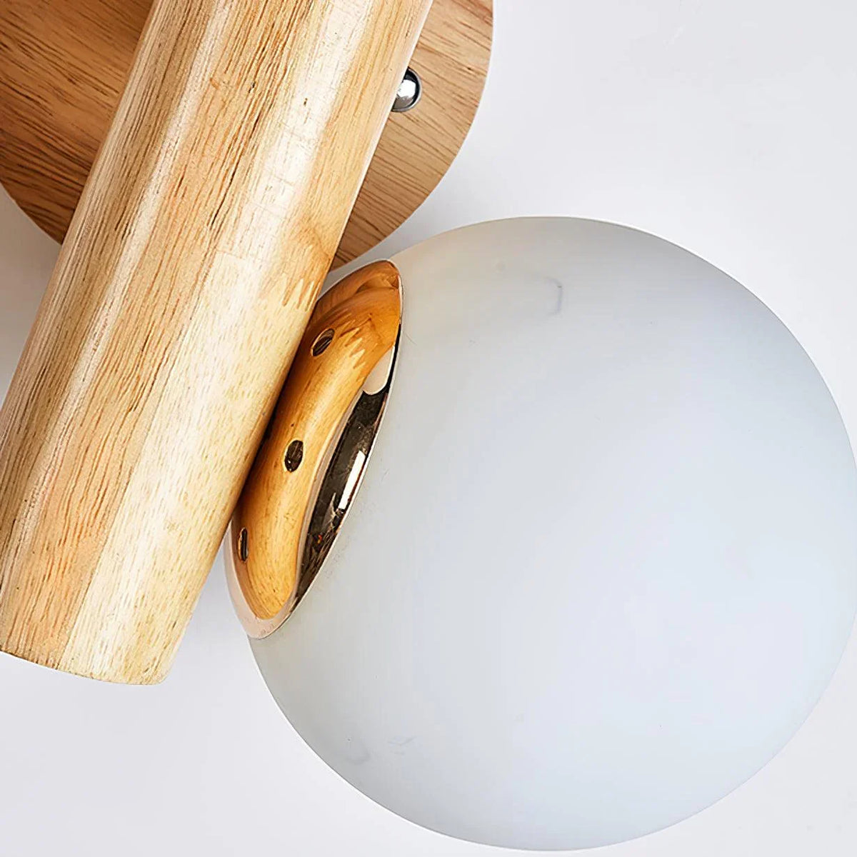 Muto Antique Cottage Wood Wall Light  Rotatable