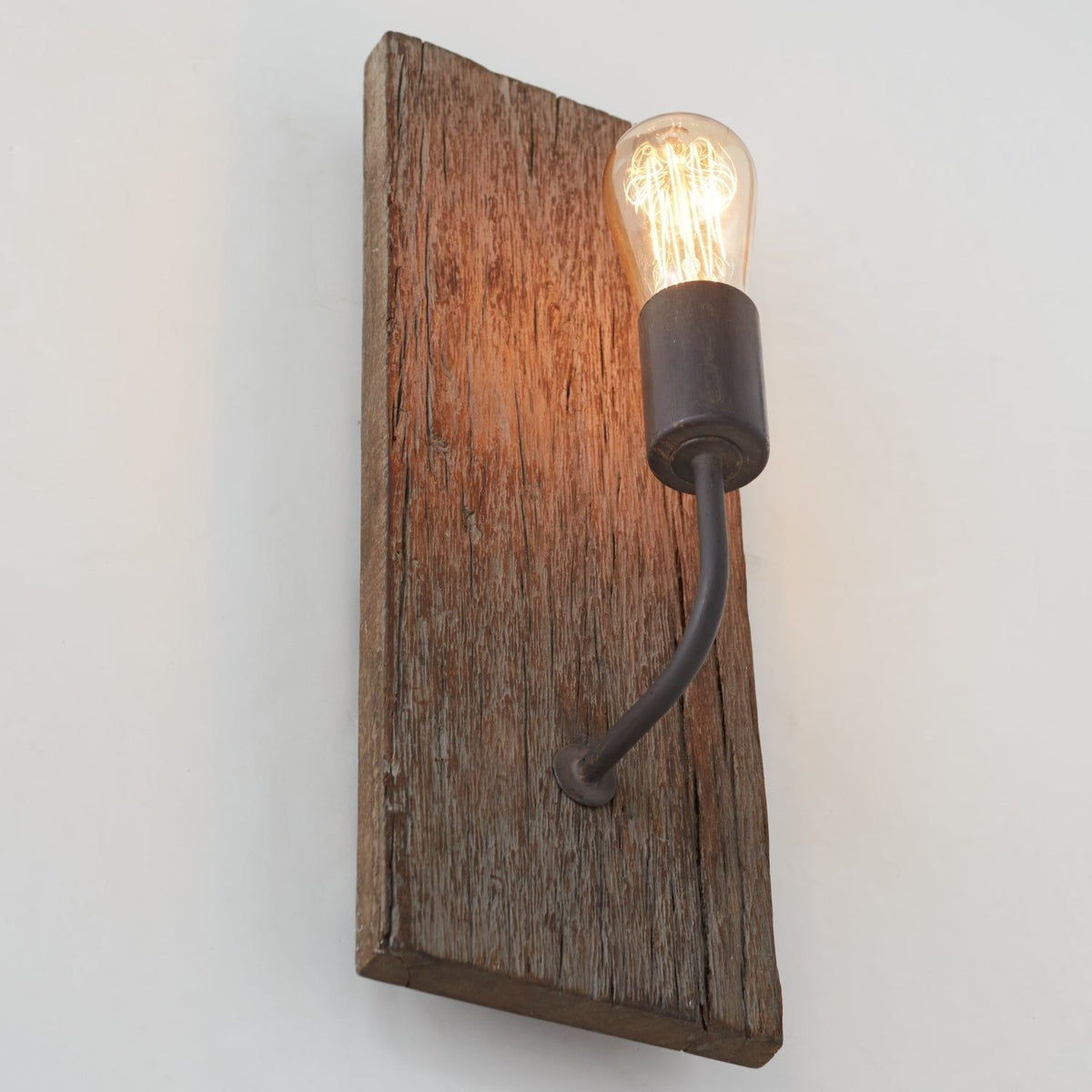 Aveneette aplique de pared