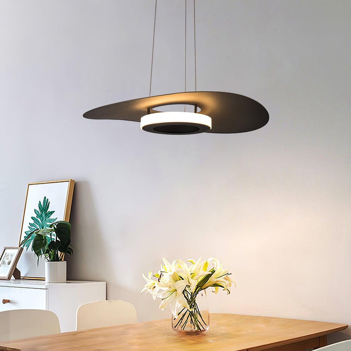 Woka lámpara colgante en aluminio minimalista con anillo UFO
