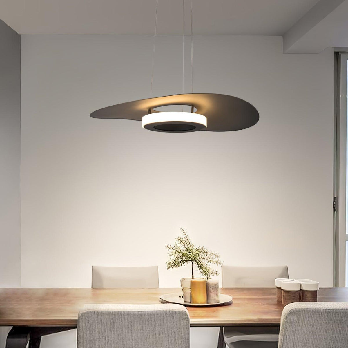 Woka lámpara colgante en aluminio minimalista con anillo UFO