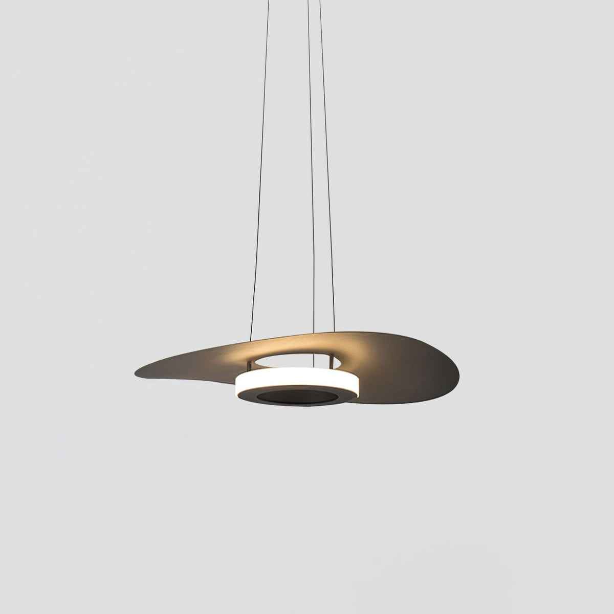 Woka lámpara colgante en aluminio minimalista con anillo UFO