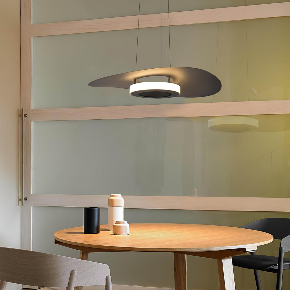 Woka lámpara colgante en aluminio minimalista con anillo UFO