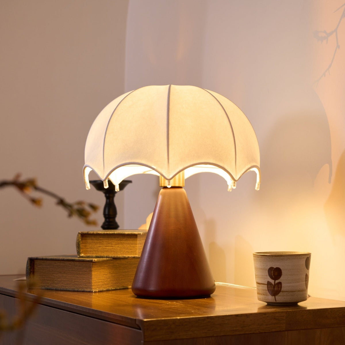 Parasol lámpara de mesa de madera de nogal