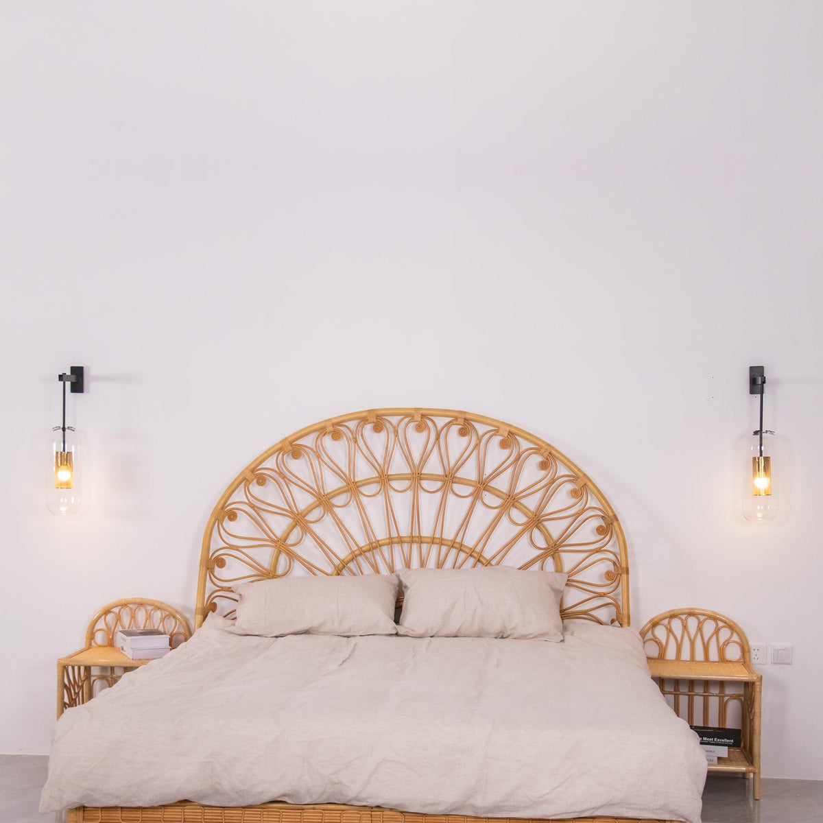 Eirinette aplique de pared Premium con vidrio nórdico
