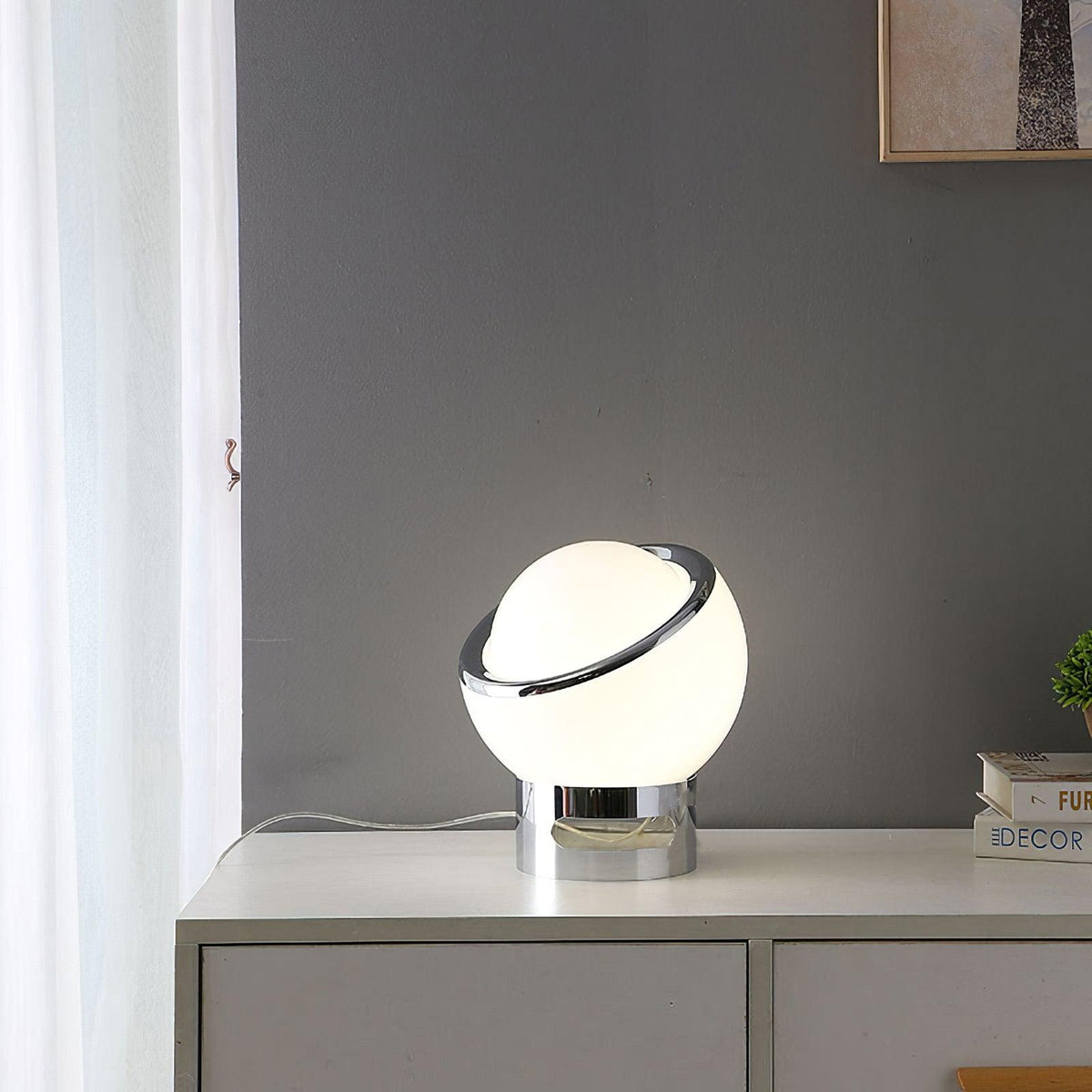 Halonce lámpara de mesa futurista de acero