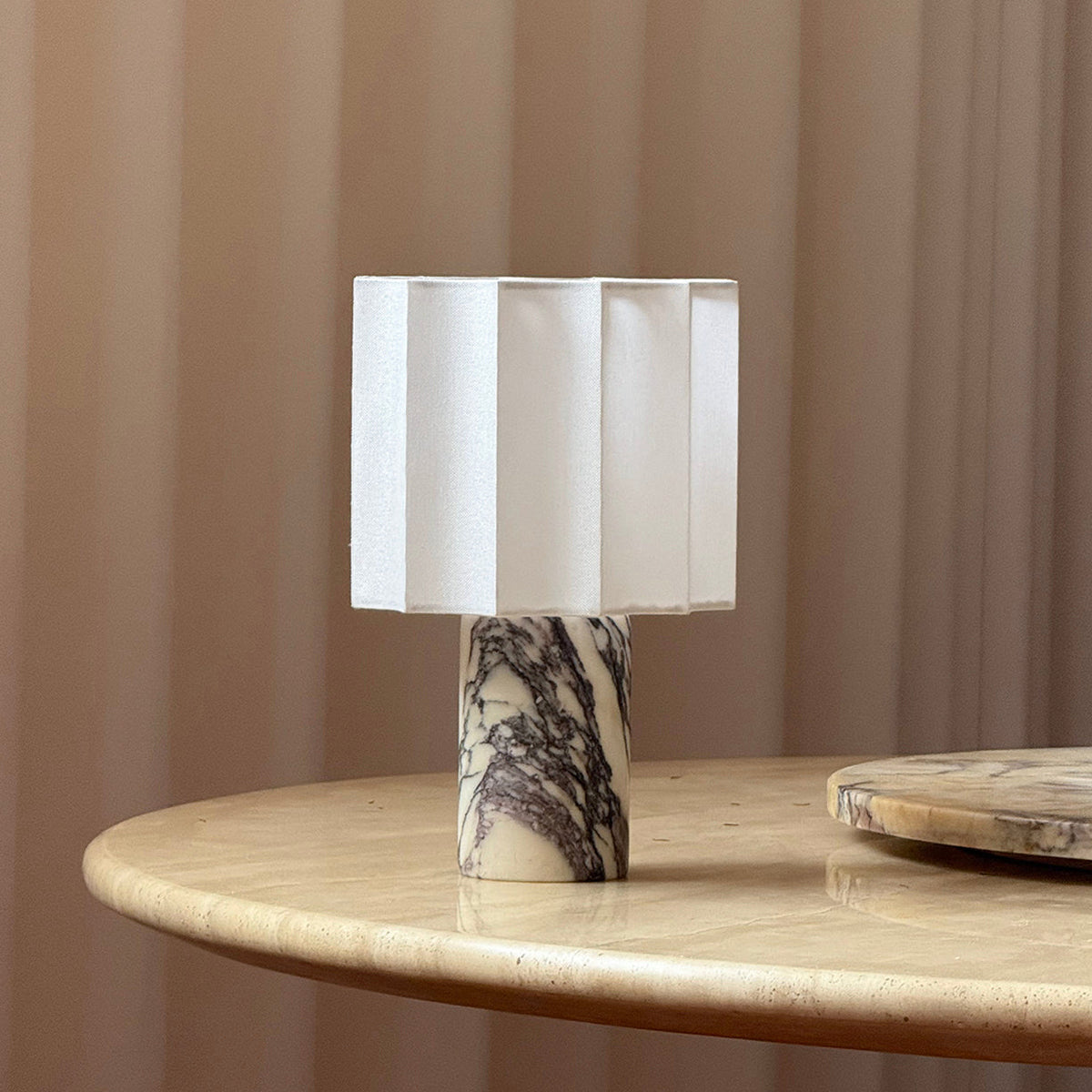 Selivella lámpara de mesa (con batería integrada)
