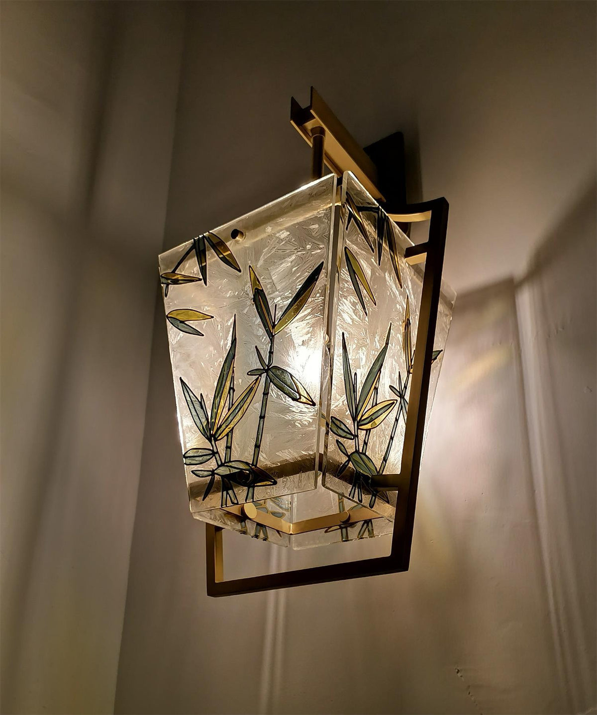 Zenith aplique de pared elegante en latón