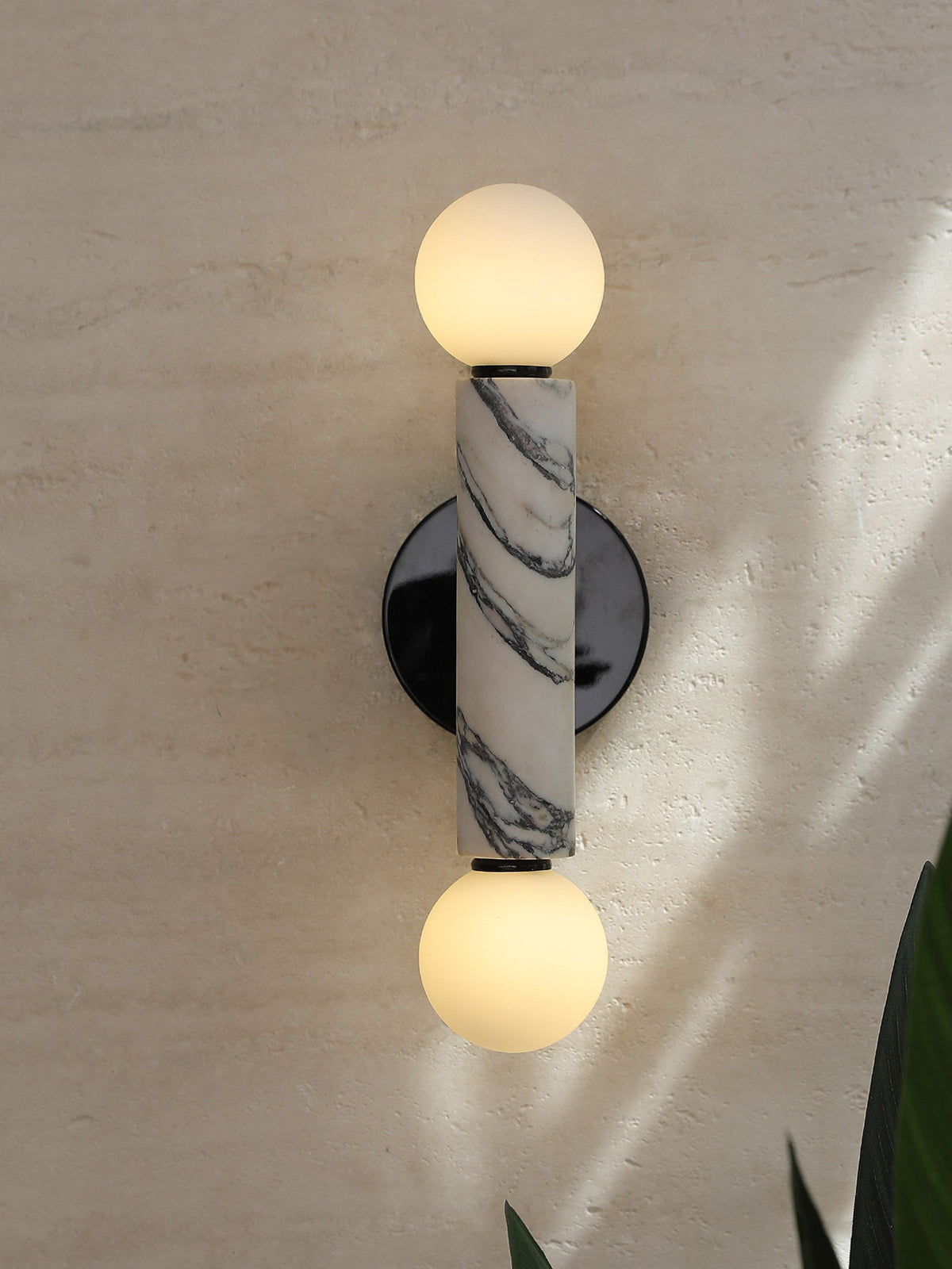 Oreleaine aplique de pared Orb