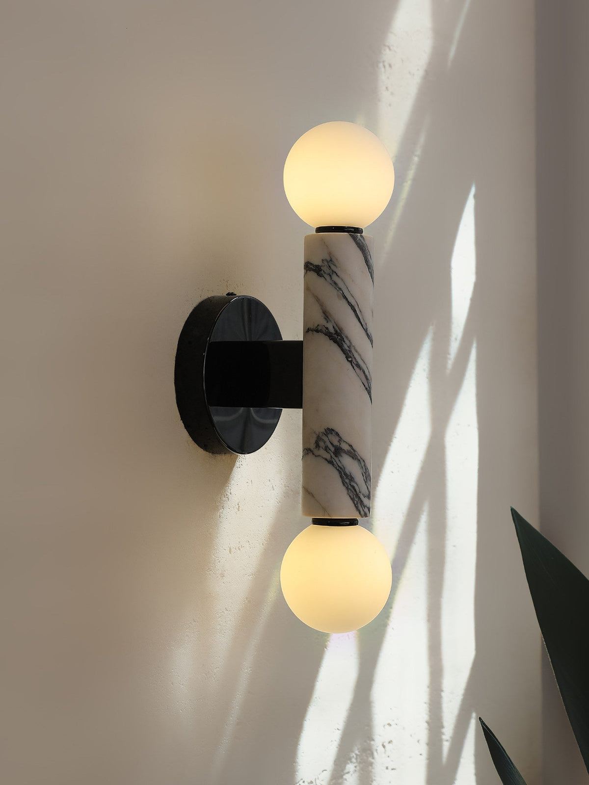 Oreleaine aplique de pared Orb