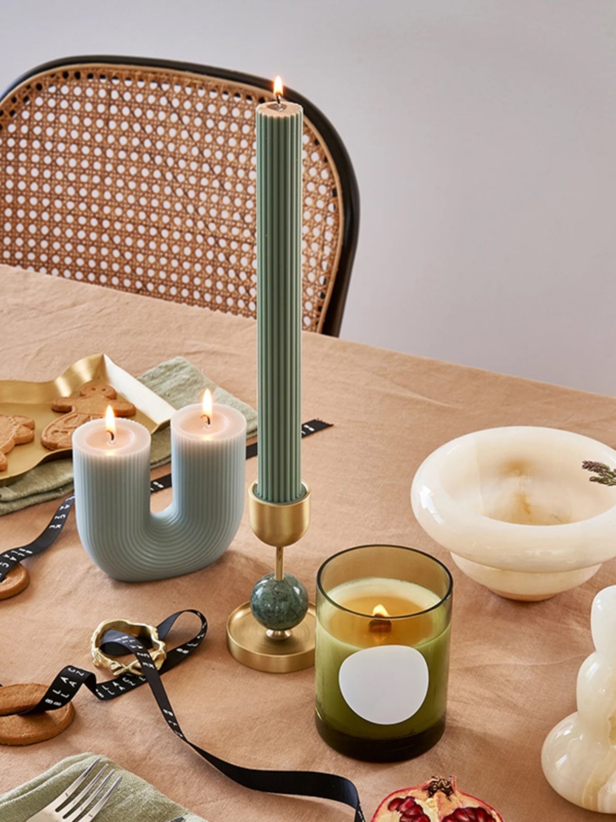 Fuldo Verdant esfera portavelas de latón cepillado acento de mediados de siglo