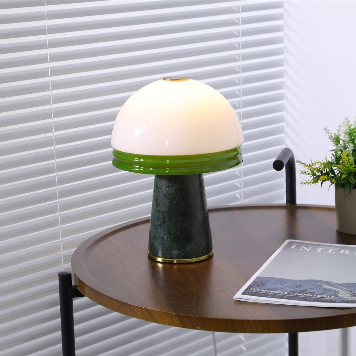 Avis lámpara de mesa cúpula pequeña