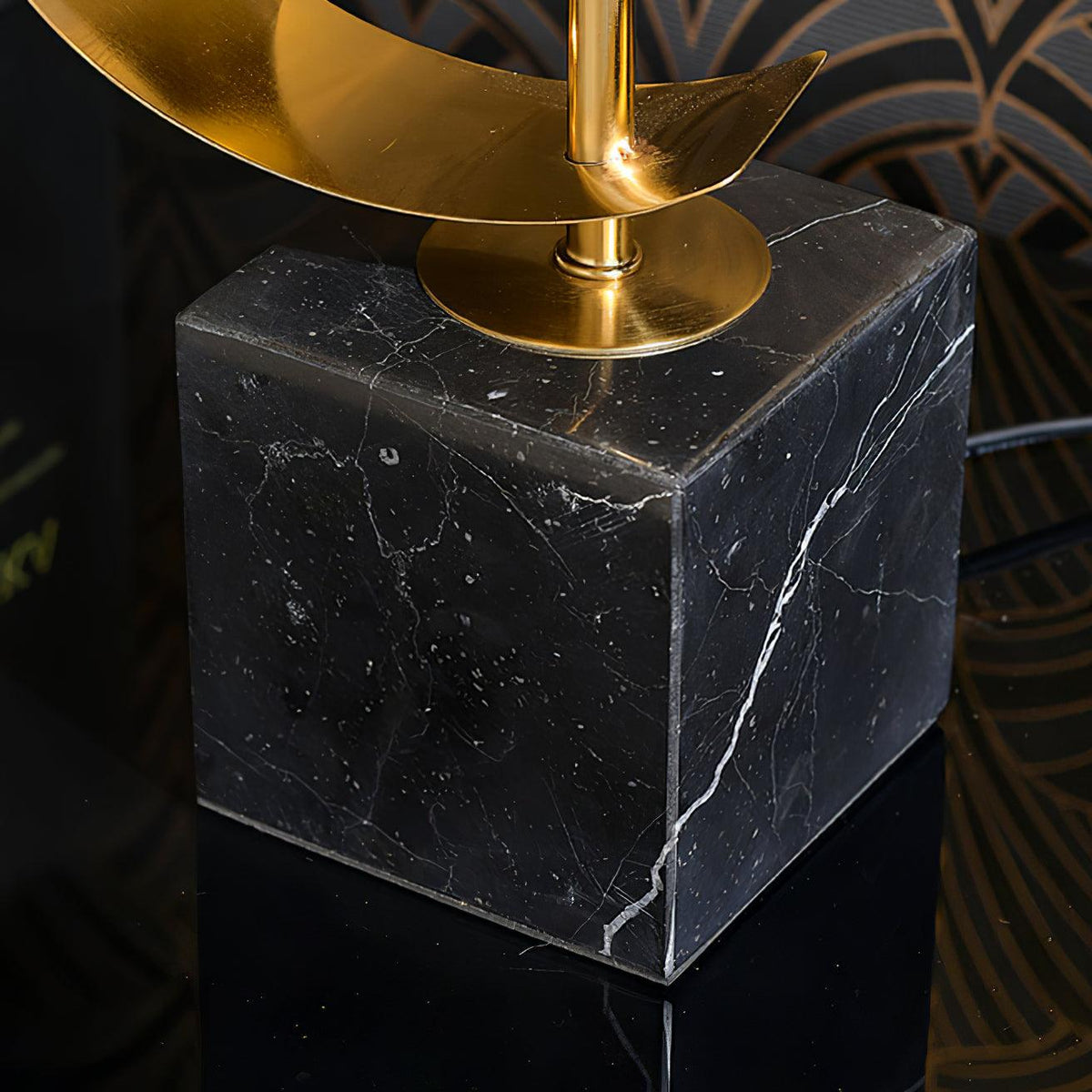 Seraph lámpara de mesa de tejido