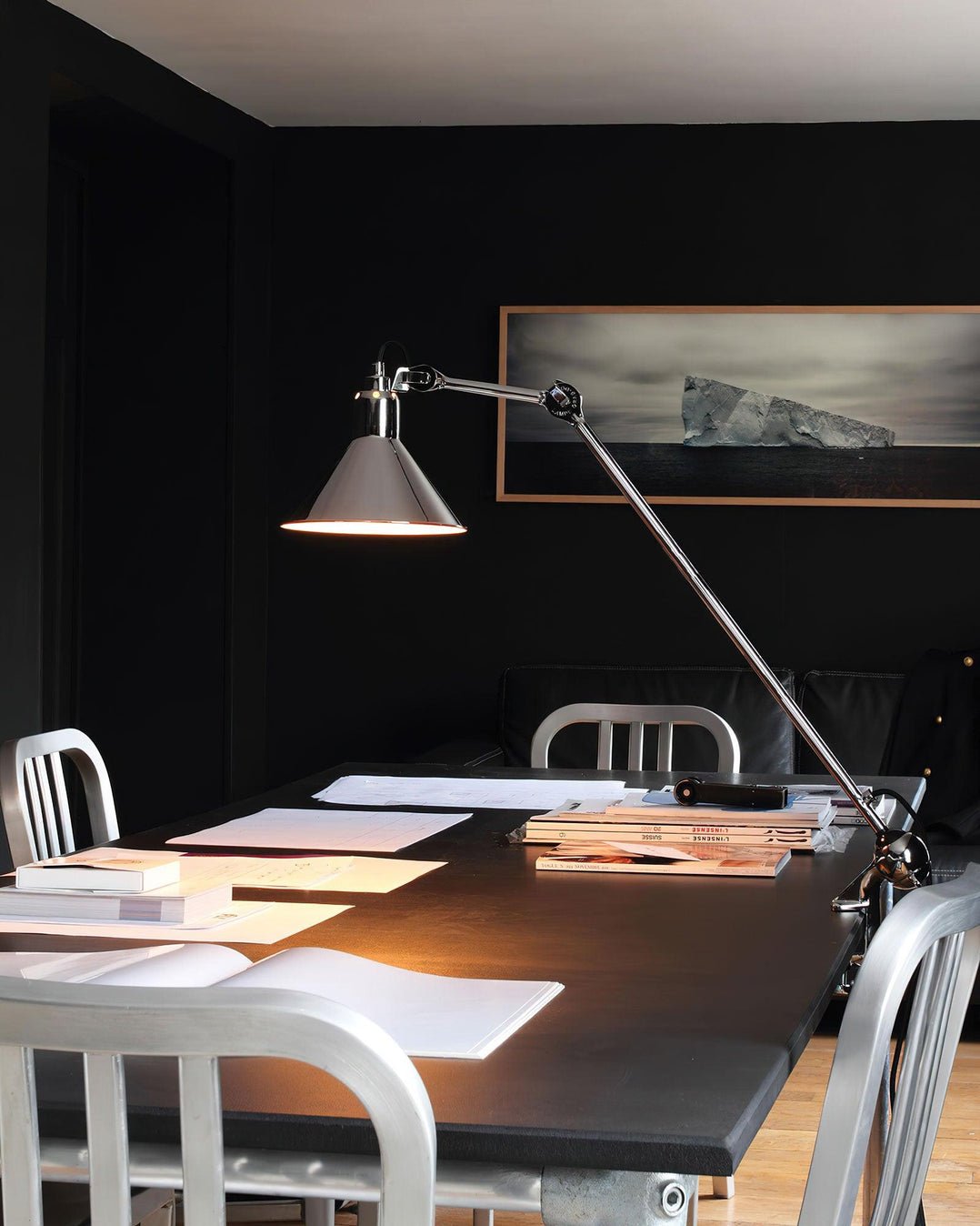 Zethra lámpara de mesa minimalista