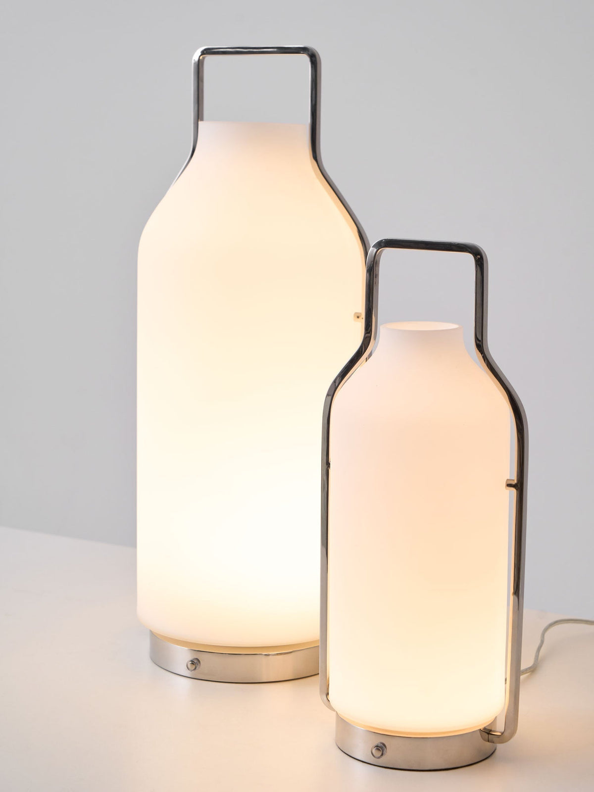 Solace farol lámpara de mesa minimalista