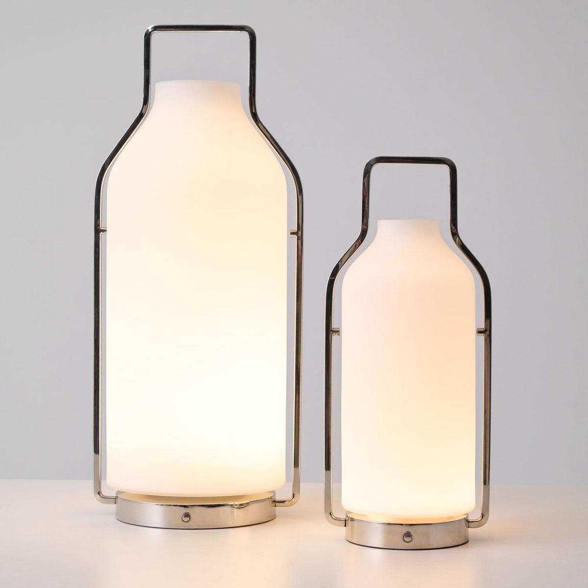 Solace farol lámpara de mesa minimalista
