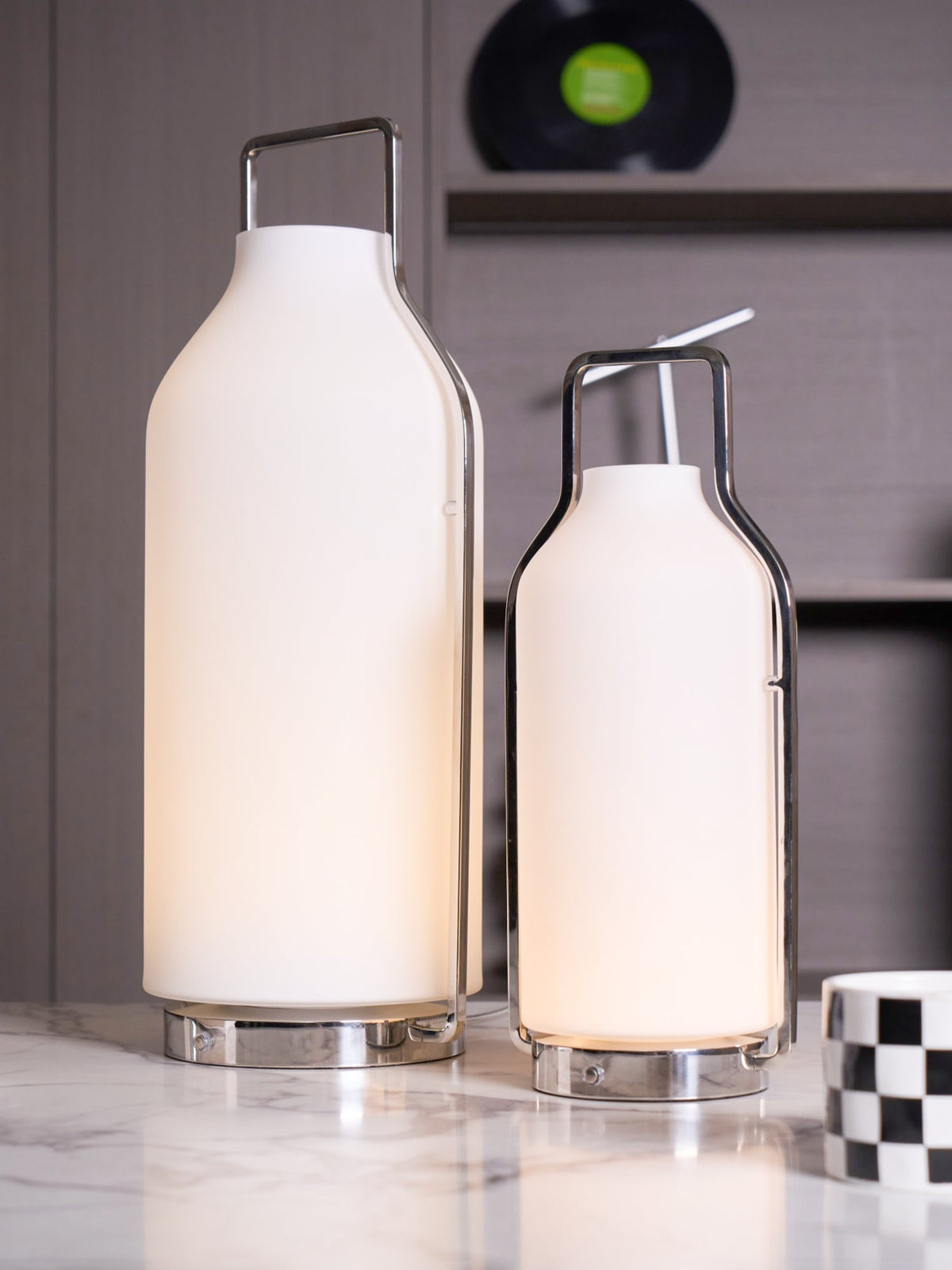 Solace farol lámpara de mesa minimalista
