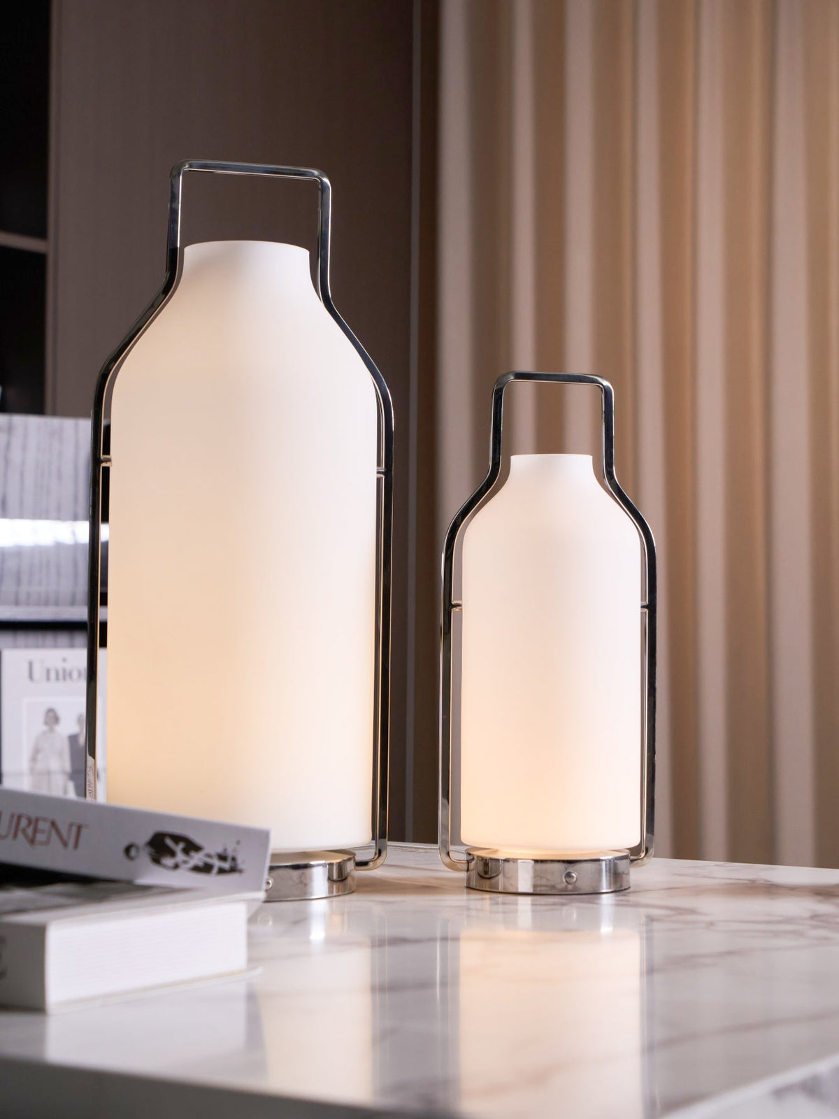 Solace farol lámpara de mesa minimalista