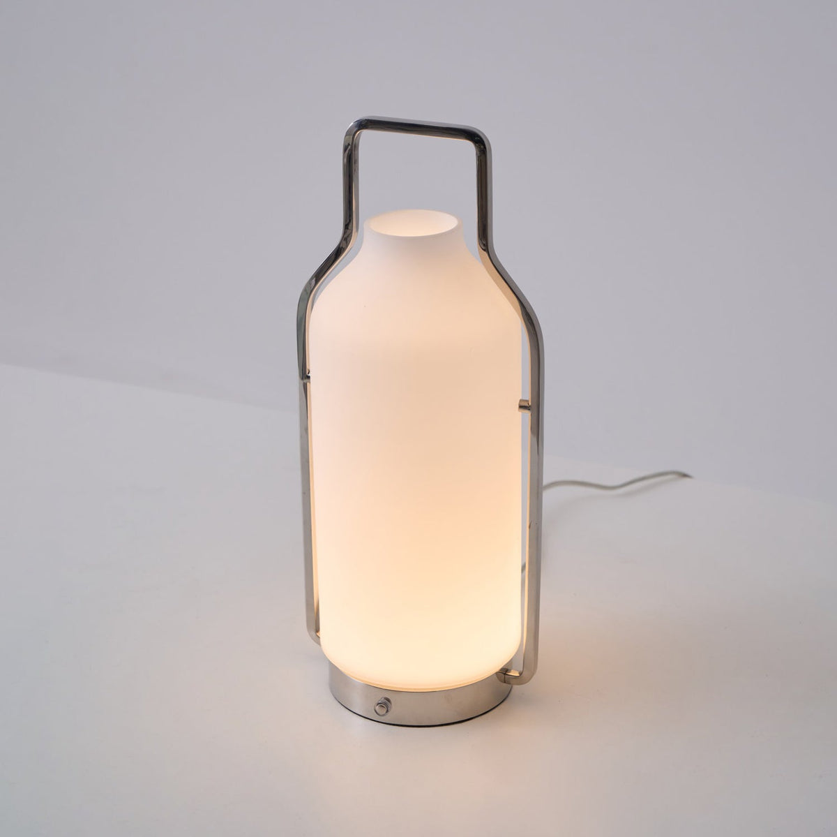 Solace farol lámpara de mesa minimalista