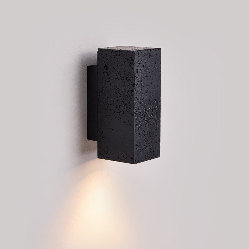 Ewan aplique de pared cuboide negro travertino