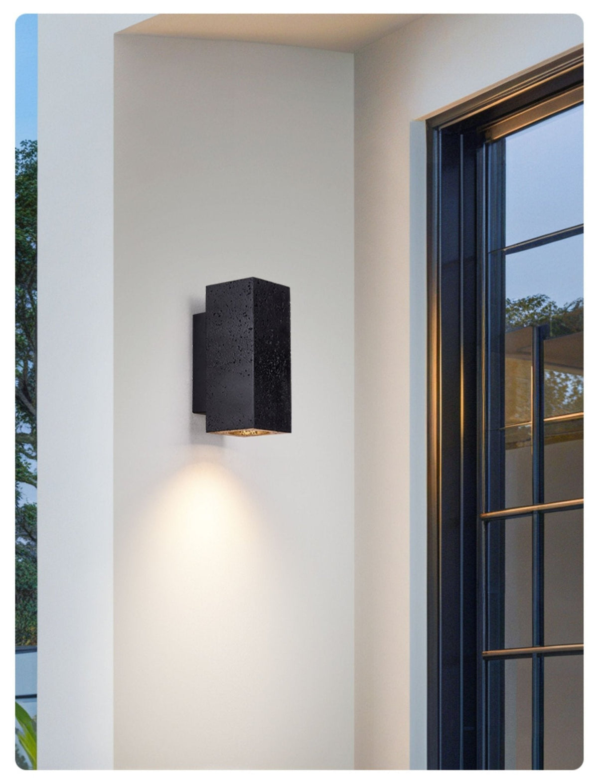 Ewan aplique de pared cuboide negro travertino